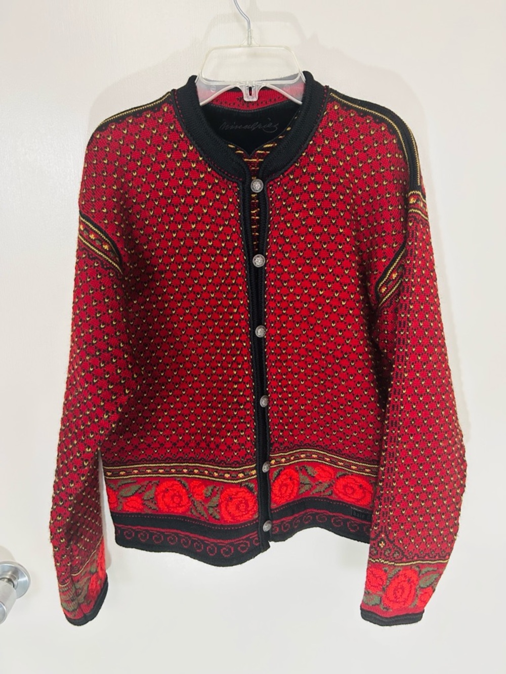 Dale of Norway Black and Red Rose Patterned 100% Wool Cardigan Ski Sweater, M